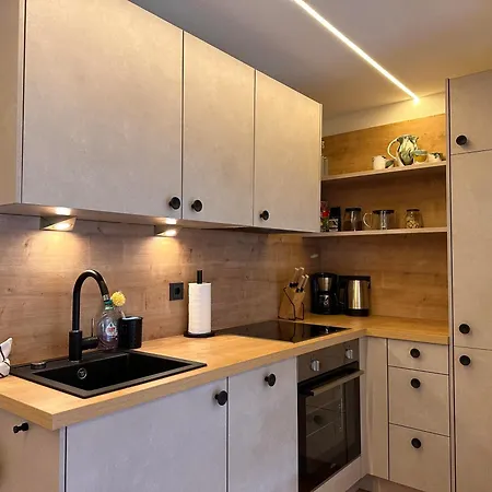 Obinghof Apartman *